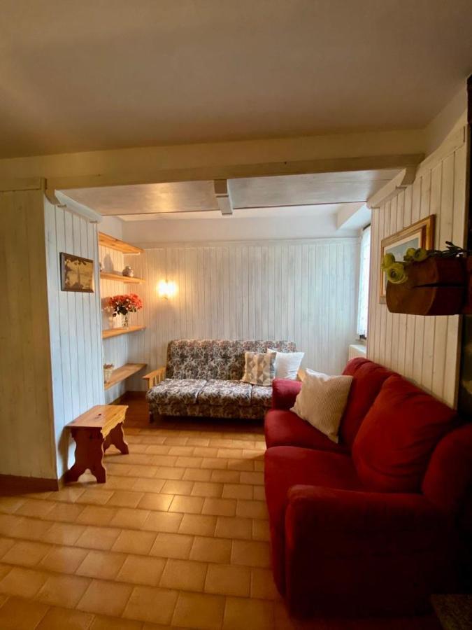 فيلا La Casa Del Nonno Franco كوليكو المظهر الخارجي الصورة