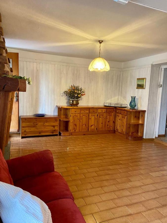 فيلا La Casa Del Nonno Franco كوليكو المظهر الخارجي الصورة